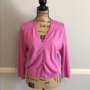 🦋 Very sweet little button down cardigan